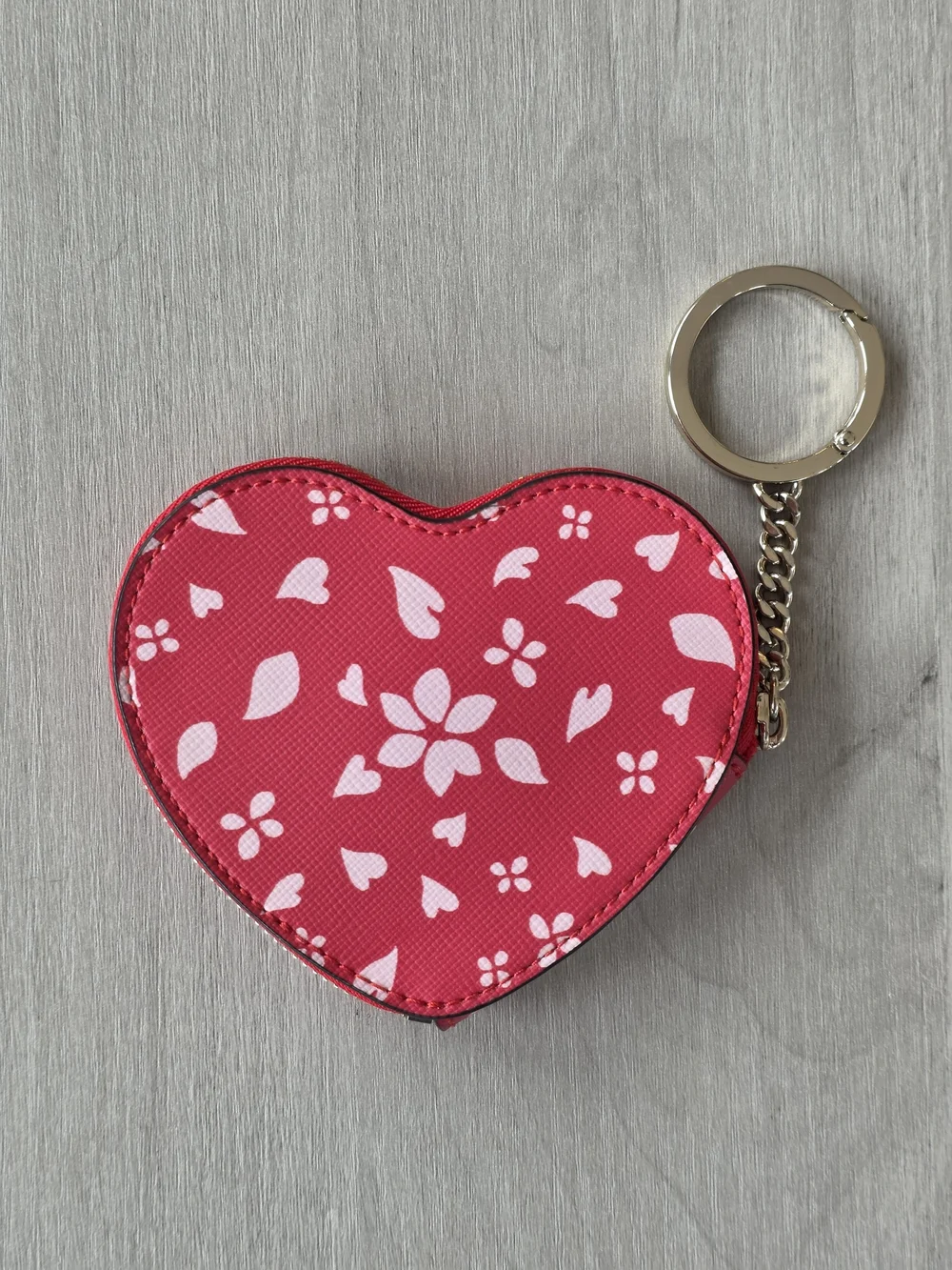 Kate Spade Staci Heart Printed Coin Purse / Keychain
